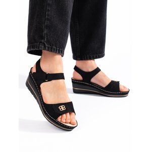 Pohodlné dámské  sandály černé na klínku